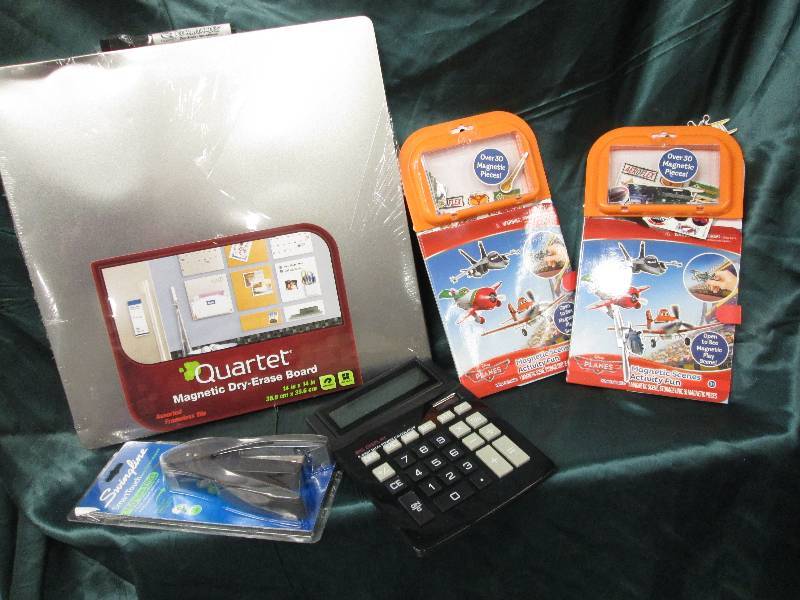 lot 186 image: Silver magnetic dry erase board, st...