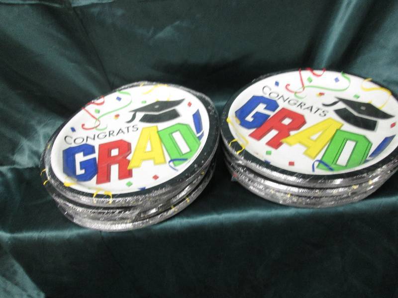 lot 193 image: Lot of 8 Congrats Grad luncheon pla...