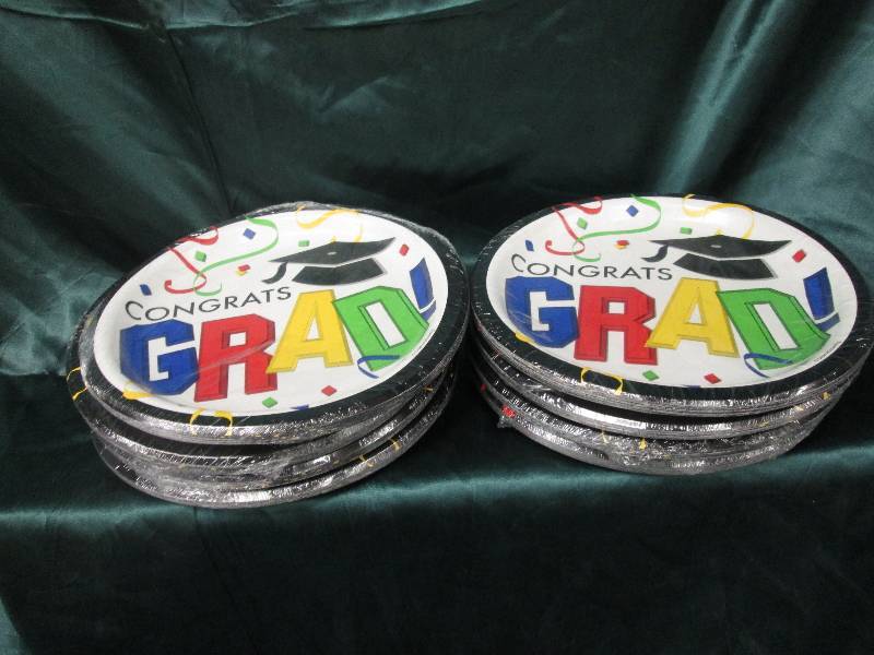 lot 194 image: Lot of 8 Congrats Grad luncheon pla...