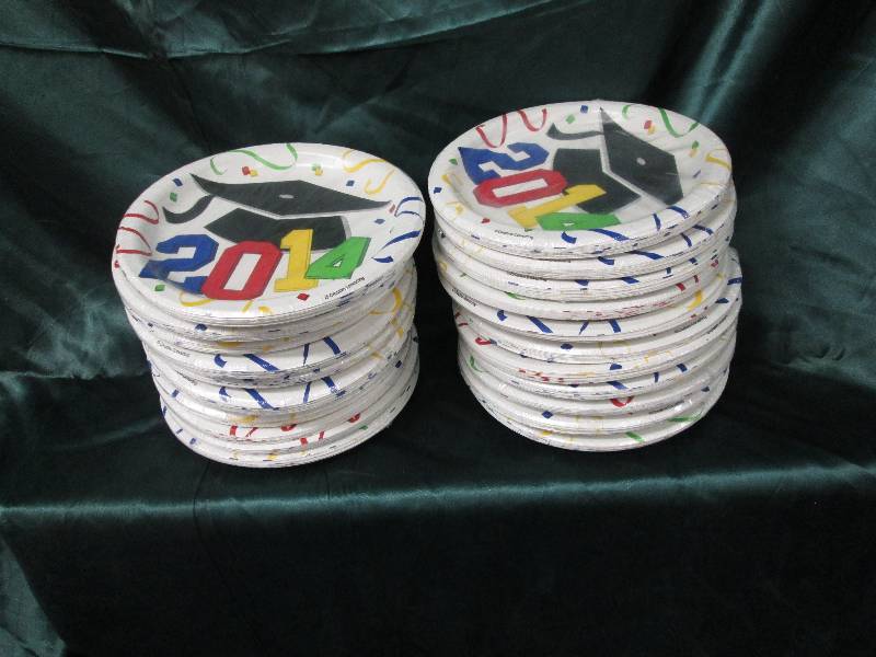 lot 196 image: Lot of 22 2014 cake plates ( Class...