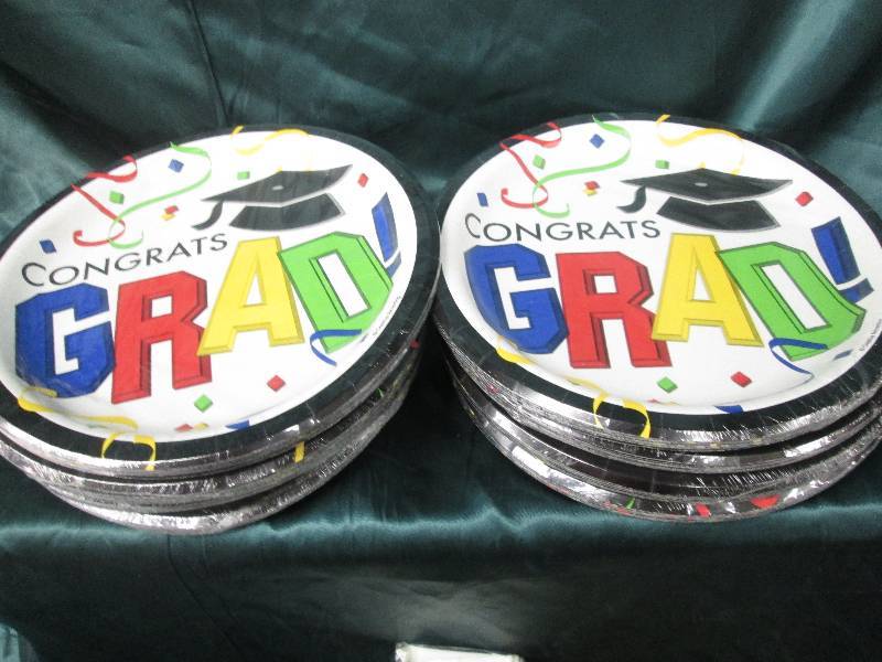 lot 215 image: Lot of 8 Congrats Grad luncheon pla...