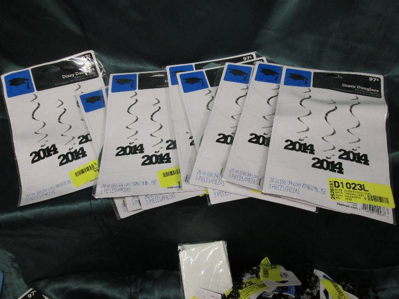 lot 218 image: Lot of 10  2014 Dizzy Danglers dec...