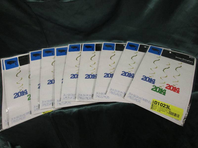 lot 221 image: Lot of 10  2014 Dizzy Danglers dec...