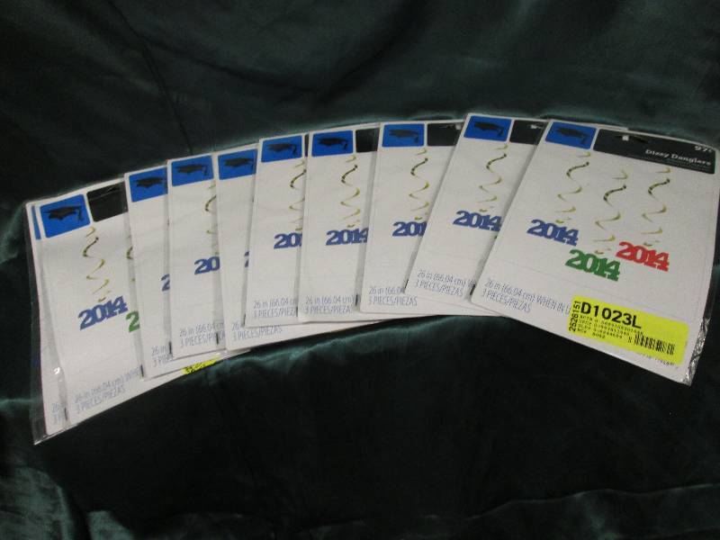 lot 222 image: Lot of 10  2014 Dizzy Danglers dec...