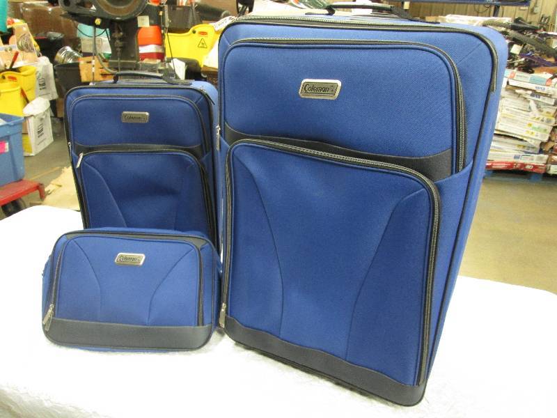 lot 243 image: Coleman 3 pc luggage set- blue, 26 ...