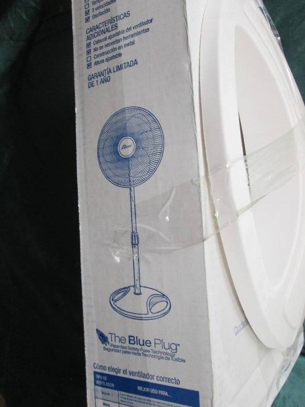 lot 294 image: Galaxy 16 inch stand fan...