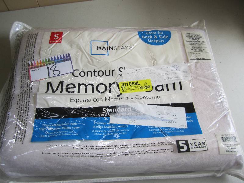 lot 18 image: contour memory foam pillow ...