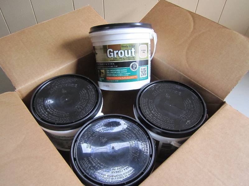 lot 30 image: Case of 4 12 gallon ready to use g...
