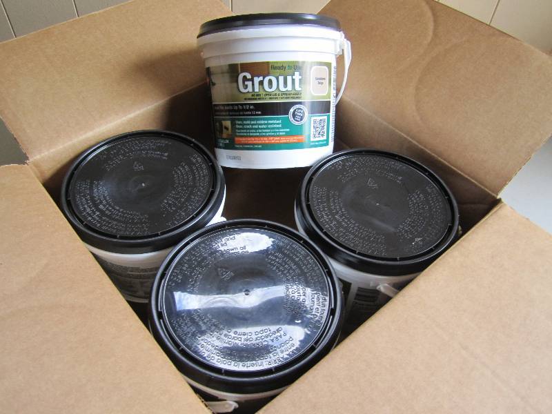 lot 36 image: Case of 4 12 gallon ready to use g...