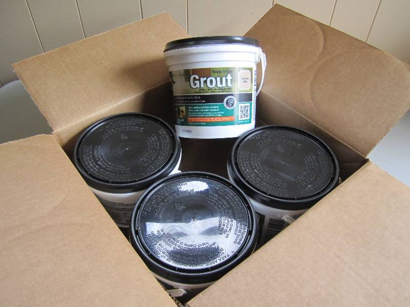 lot 39 image: Case of 4 12 gallon ready to use g...