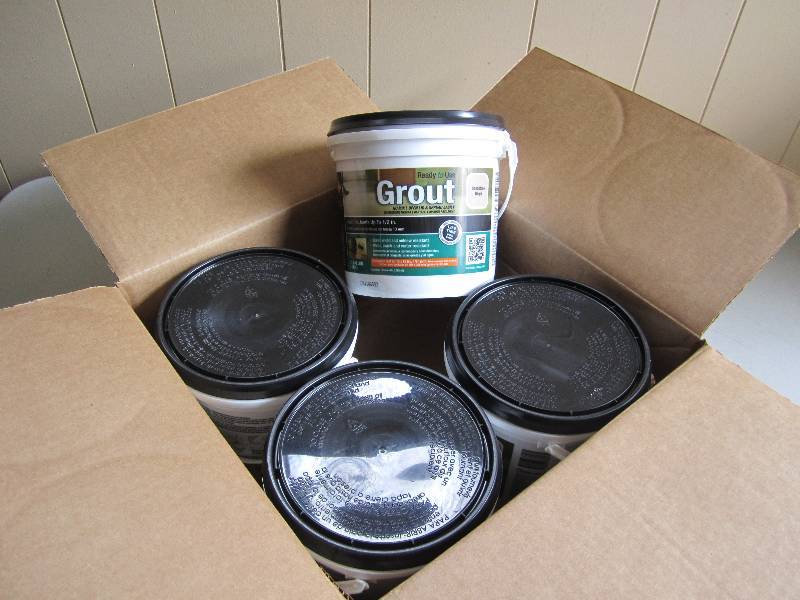 lot 40 image: Case of 4 12 gallon ready to use g...