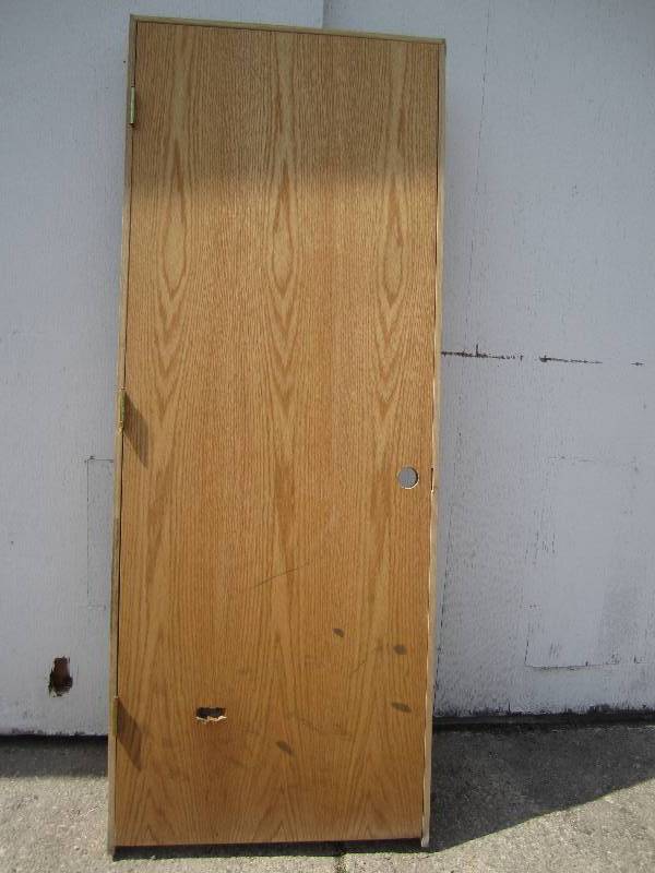 lot 65 image: New unfinished door hollow core, sm...