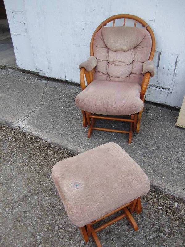 lot 96 image: Rocking chair with rocking foot sto...