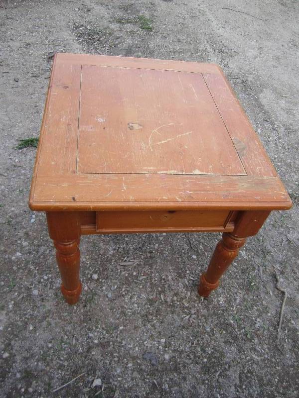 lot 98 image: Wood coffee table to refinish 23 x ...