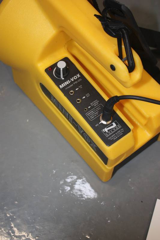 DEMO UNIT Anchor MiniVox PB-25