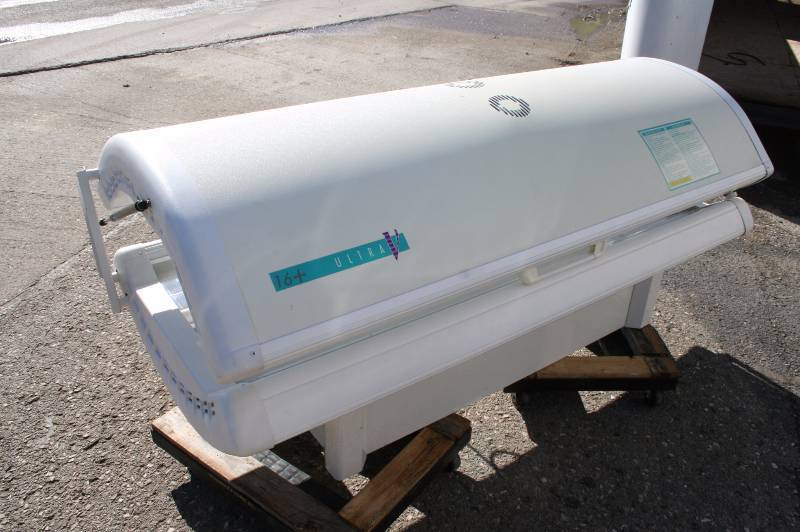 lot 1 image: Sun Pro Ultra V 16 Tanning bed