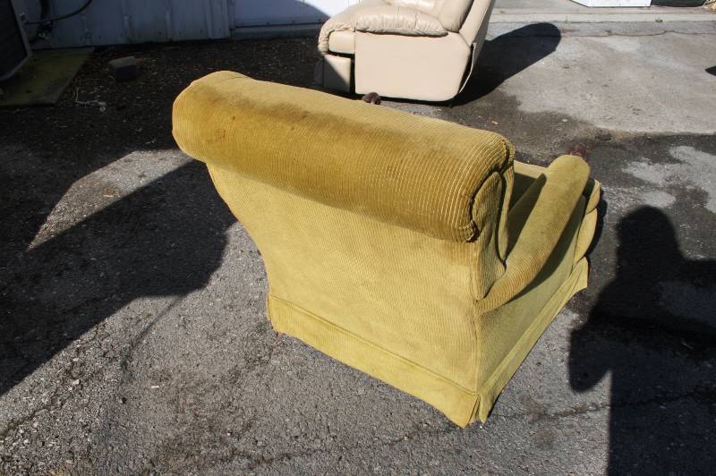 lot 11 image: Vintage Velour Chair