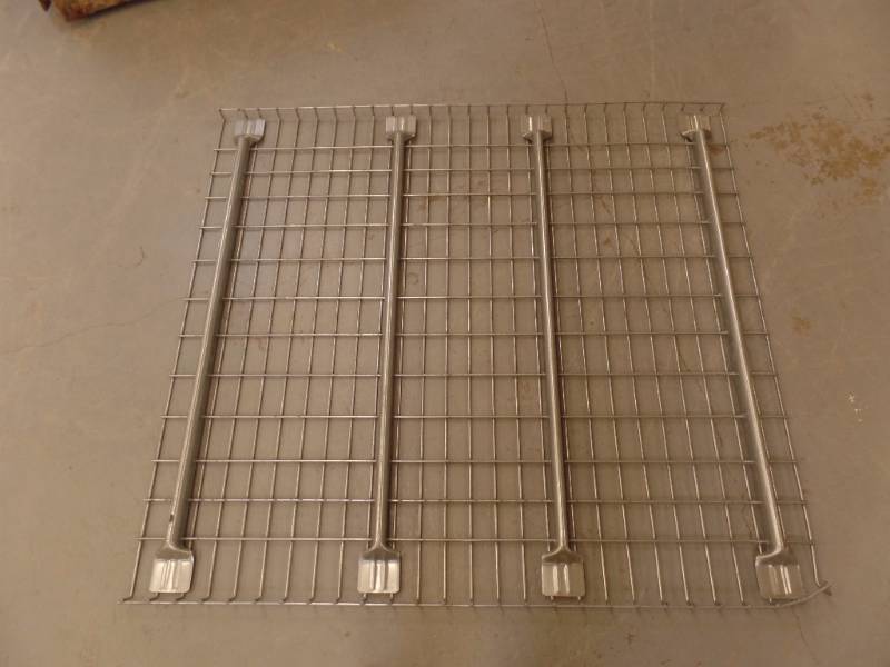 lot 108 image: Pallet Rack Wire Decking