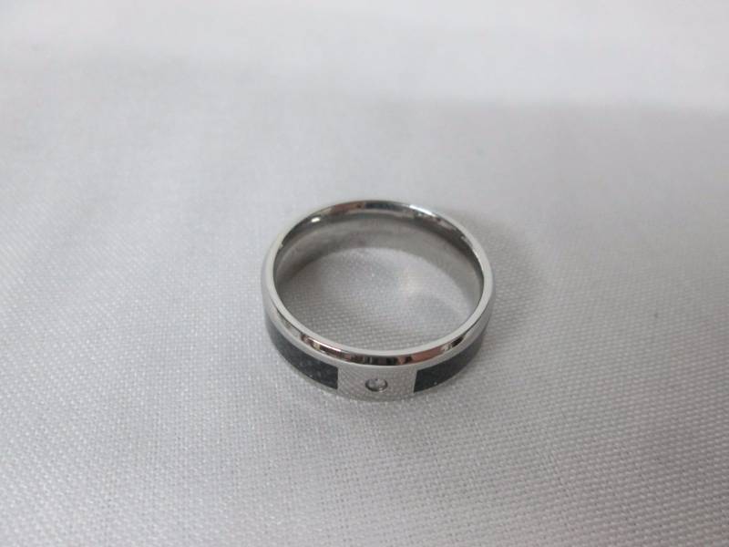 Stainless Steel & Black Carbon Fiber Band 8mm