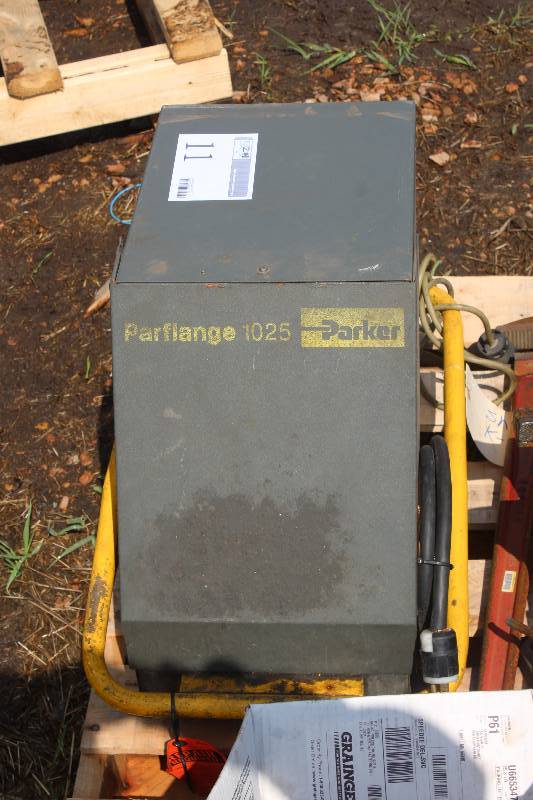 lot 11 image: Parker Parflange 1025 Flaring and Flanging System