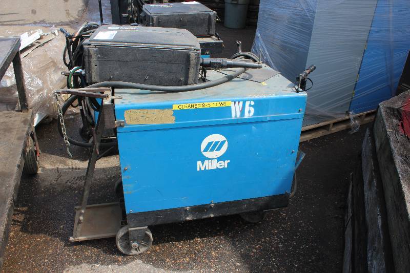 lot 6 image: Miller Dimension 400 CCCV DC Arc Welding Power Source with Miller Wire Feed