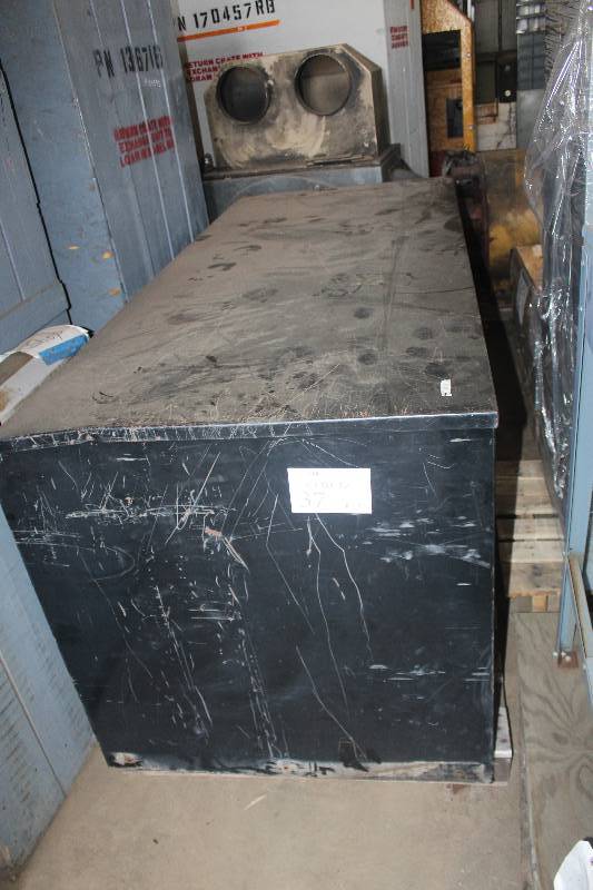 lot 37 image: Commercial Storage Bin