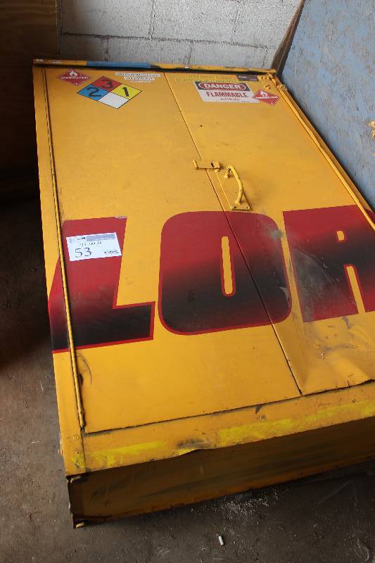 lot 53 image: Commercial Storage Cabinet