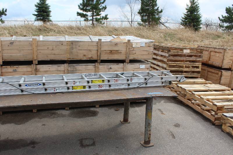 lot 72 image: Werner Heavy Duty Aluminum 24 Extension Ladder
