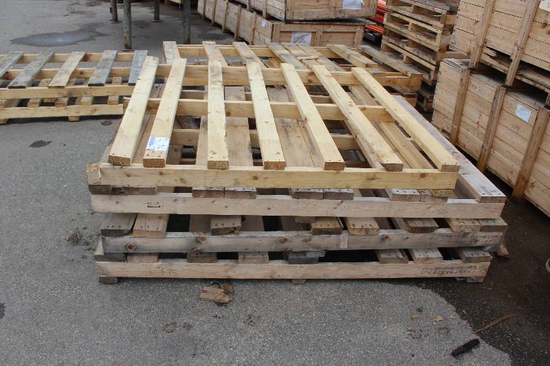 lot 79 image: Lot of (4) Pallets