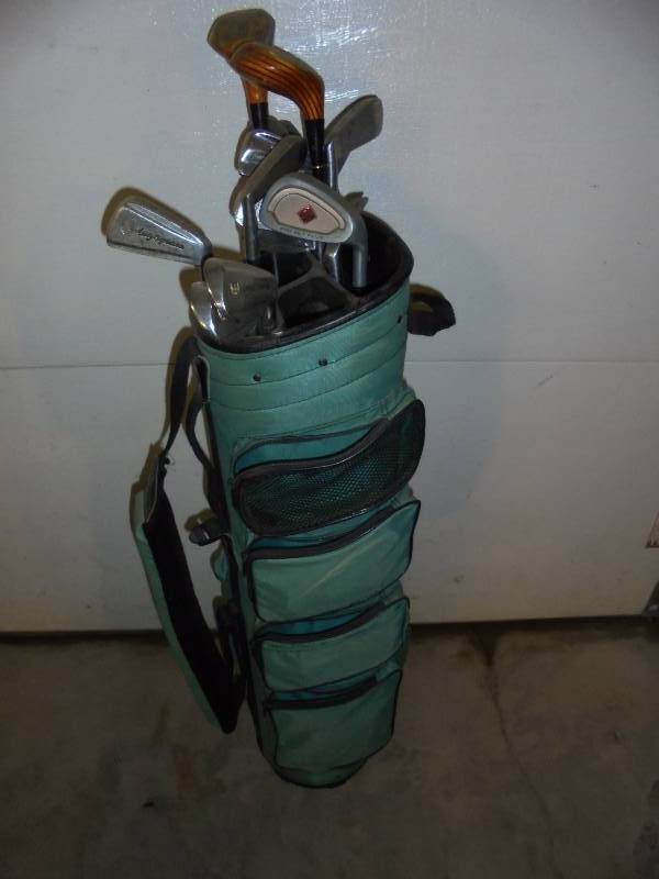 Golf Clubs - Northwestern,  Spalding,