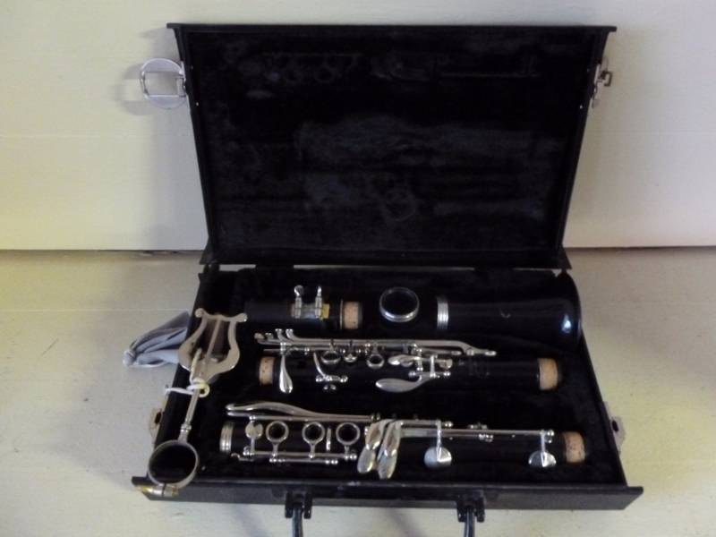 lot 6 image: Clarinet