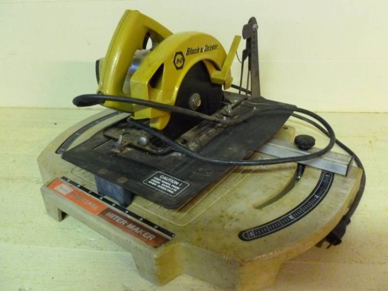 Miter Saw Manannah 213 Chain Saw Redlins Saddles Slot