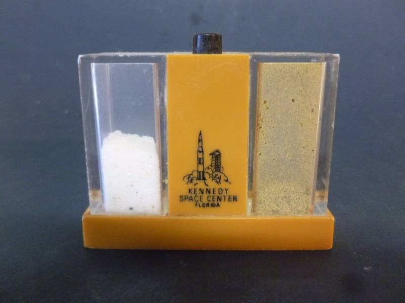 lot 37 image: Salt & Pepper Shakers