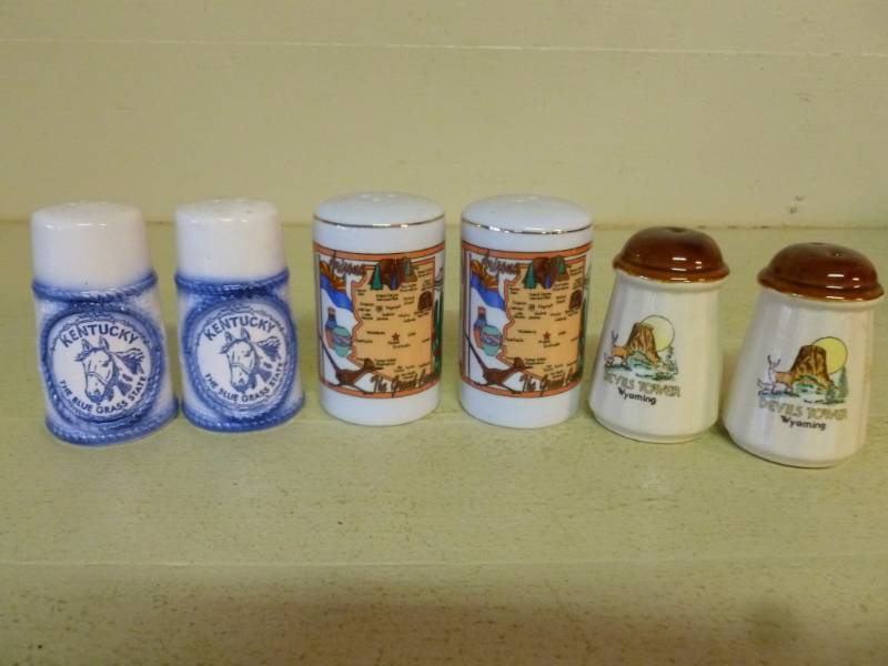 lot 43 image: Salt & Pepper Shakers