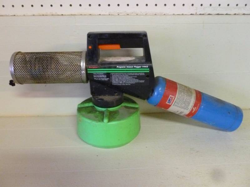 lot 63 image: Propane Insect Fogger