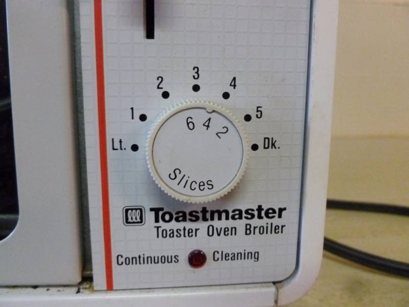 lot 106 image: Kitchen