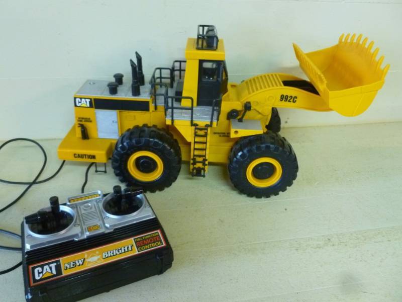 lot 131 image: Remote Control