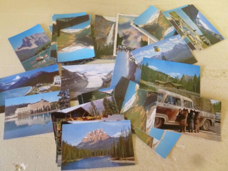 lot 141 image: Vintage Postcards