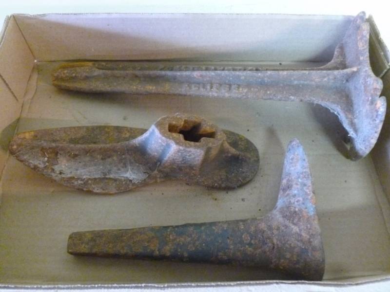 lot 146 image: Antique Shoe Last