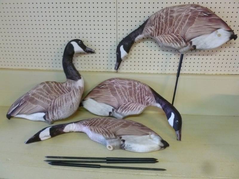 lot 153 image: Goose Decoys