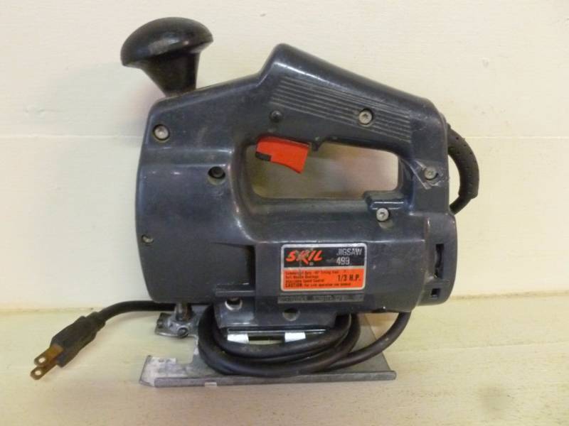 lot 165 image: Jig Saw