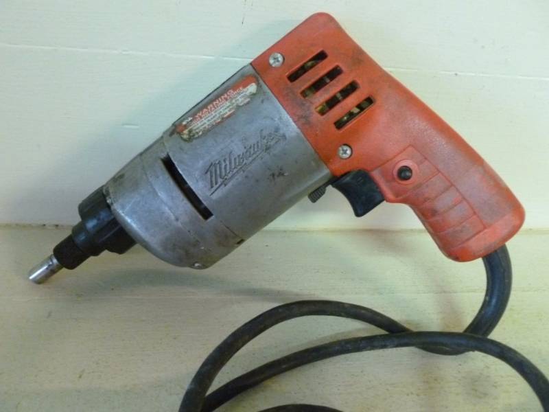 lot 170 image: Milwaukee Drill