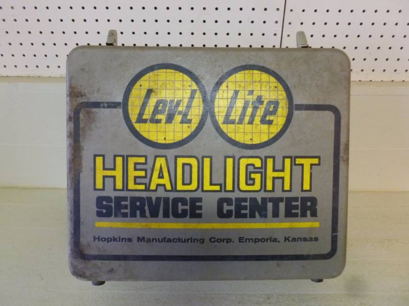 lot 177 image: Vintage Mechanic Item