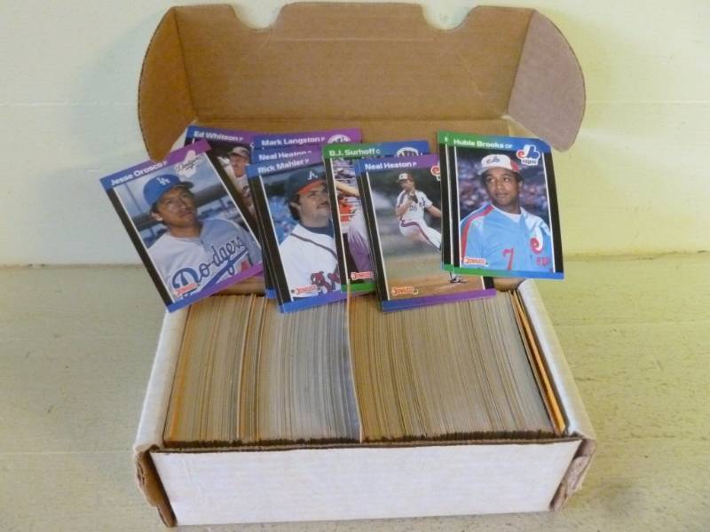 lot 179 image: Sports Cards