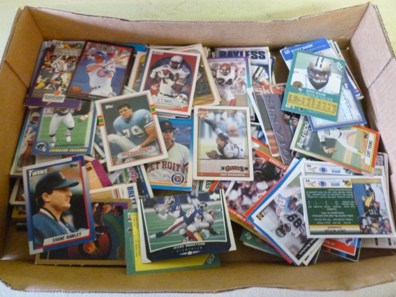 lot 182 image: Sports Cards
