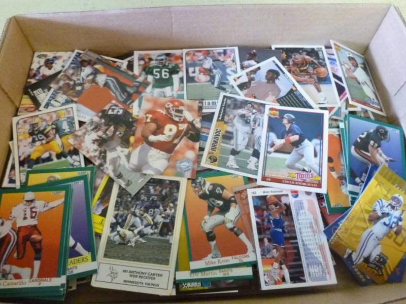 lot 186 image: Sports Cards