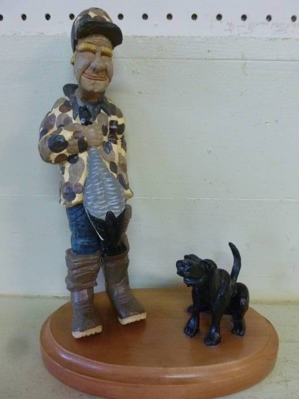 lot 207 image: Decorative