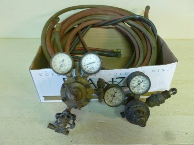 lot 231 image: Cutting Torch Hose