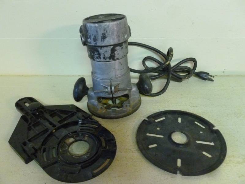 lot 239 image: Router