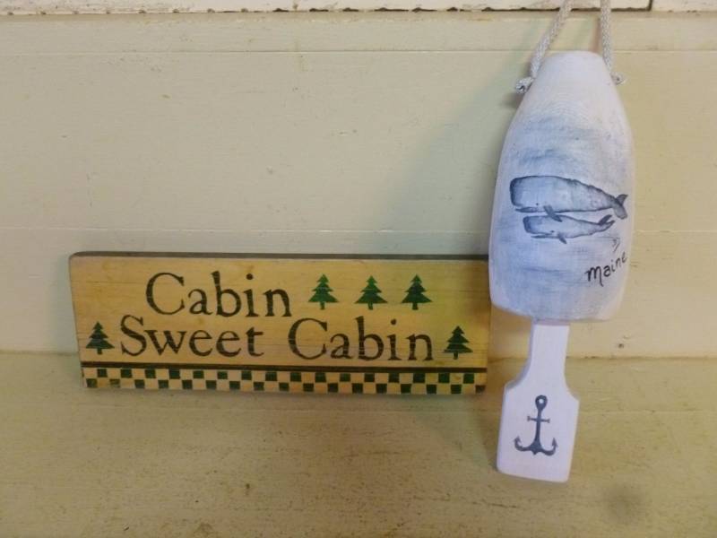 lot 242 image: Decorative